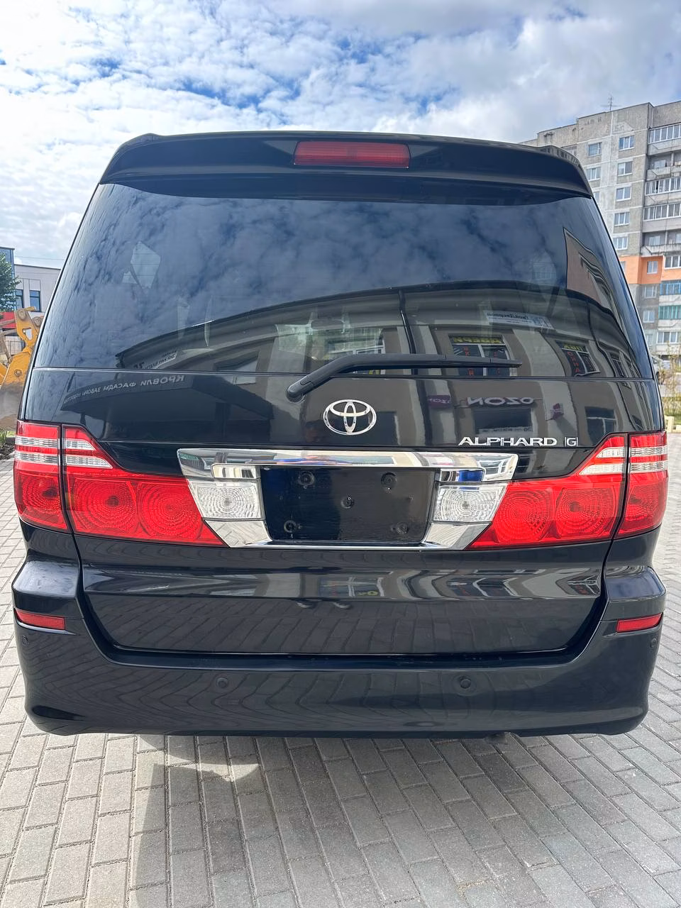 Toyota Alphard фото 5