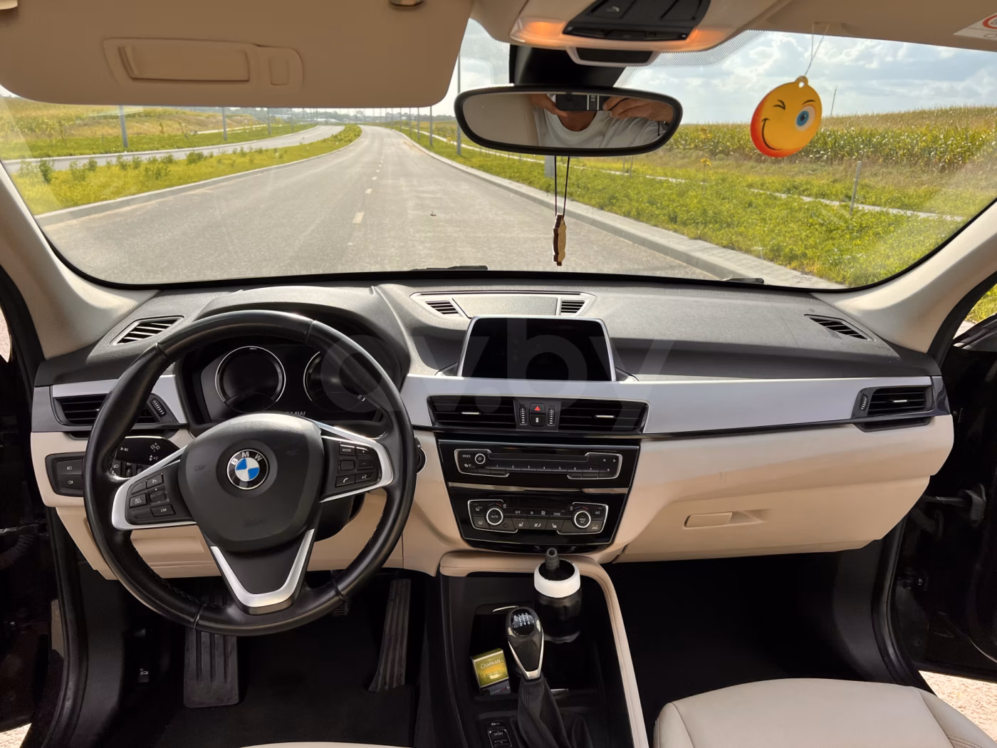 BMW X1 фото 10