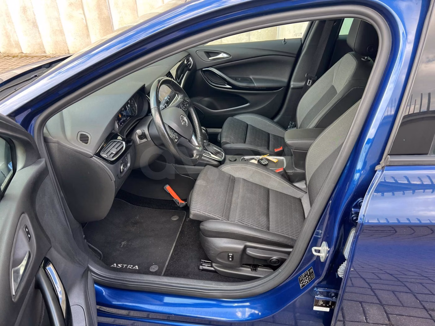 Opel Astra фото 17
