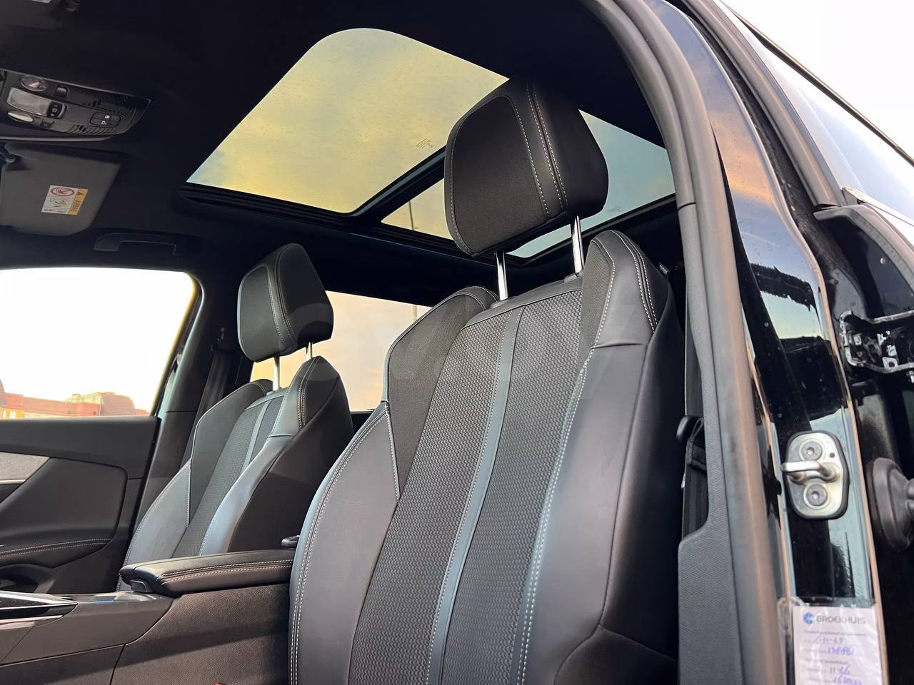 Peugeot 5008 фото 8