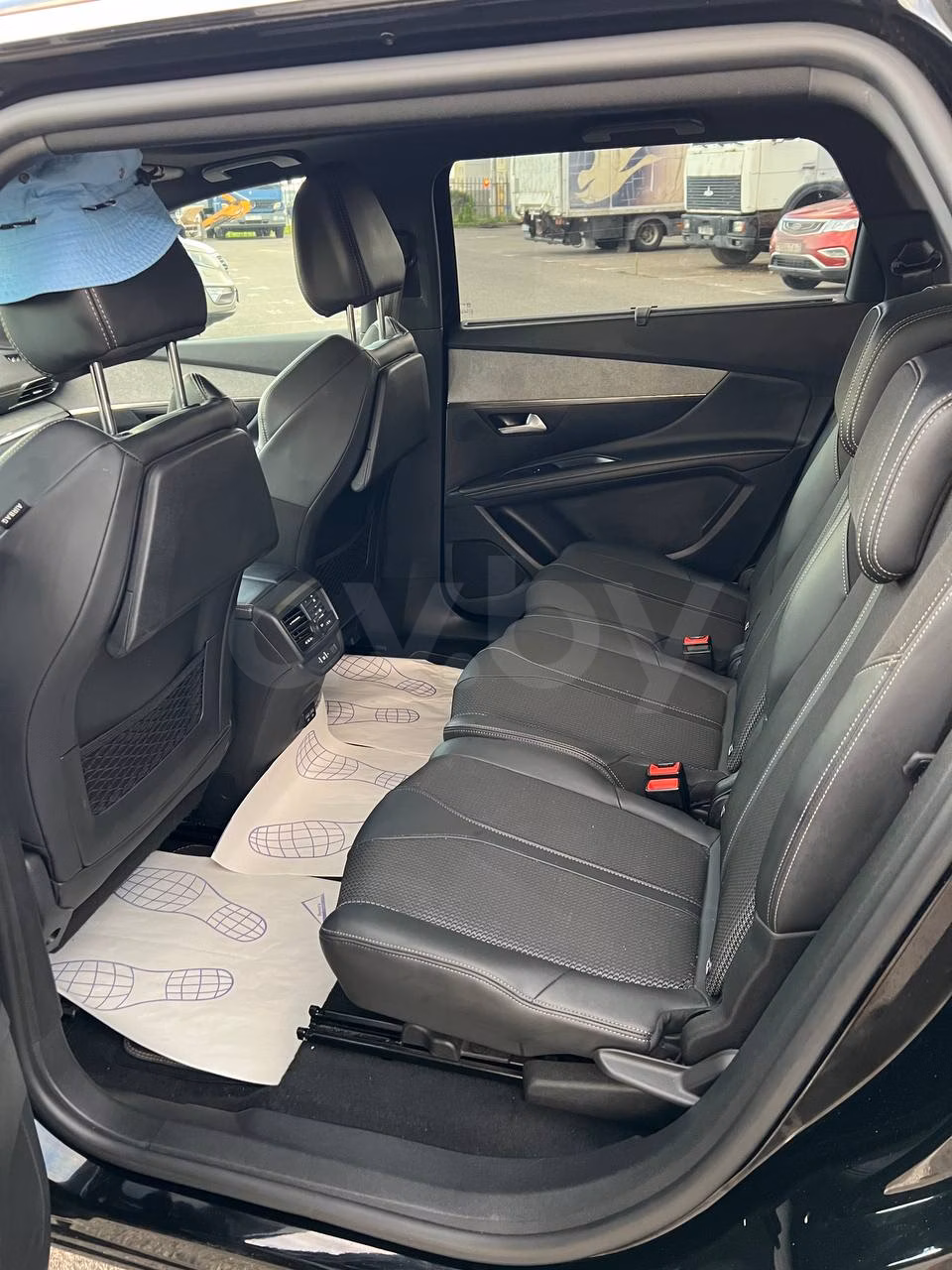 Peugeot 5008 фото 23