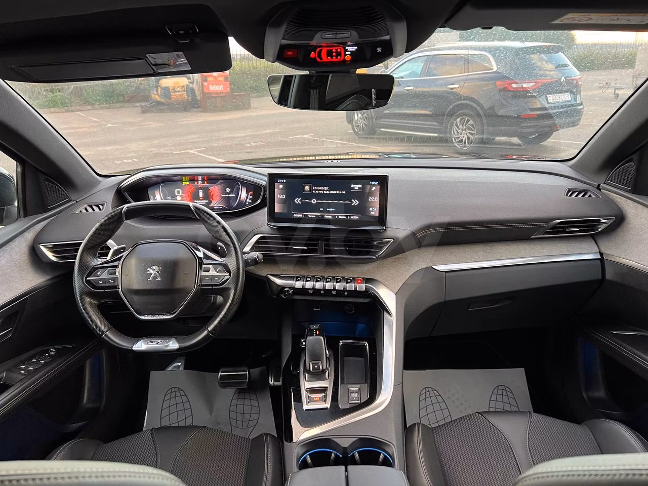 Peugeot 5008 фото 16