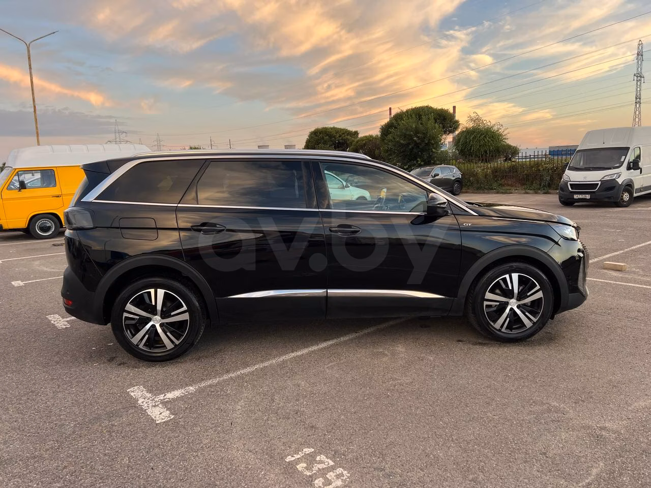 Peugeot 5008 фото 13