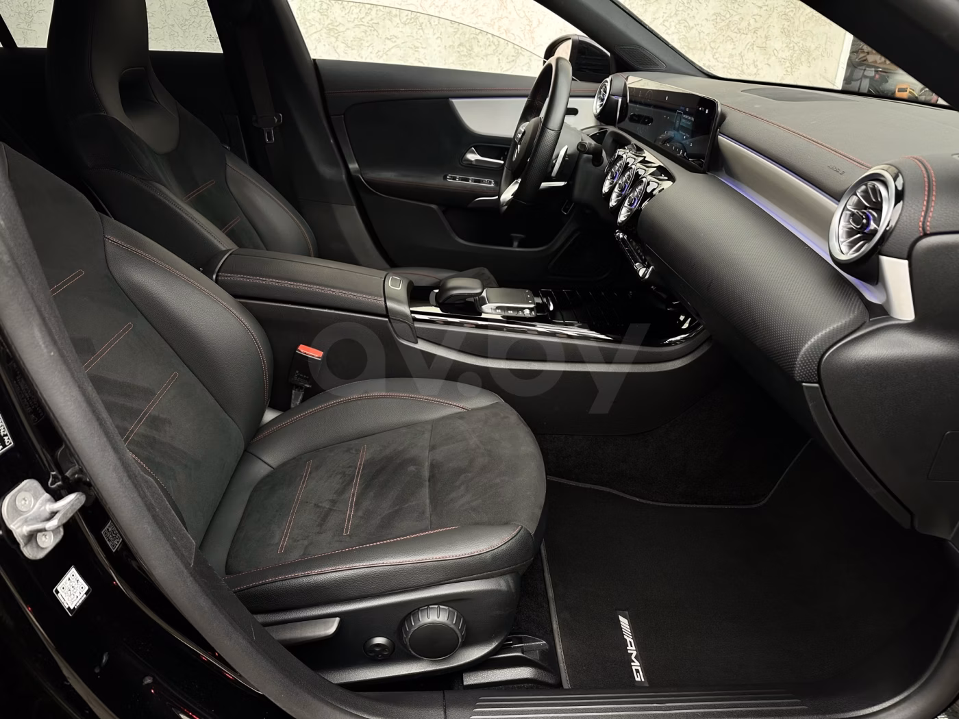 Mercedes-Benz CLA фото 9