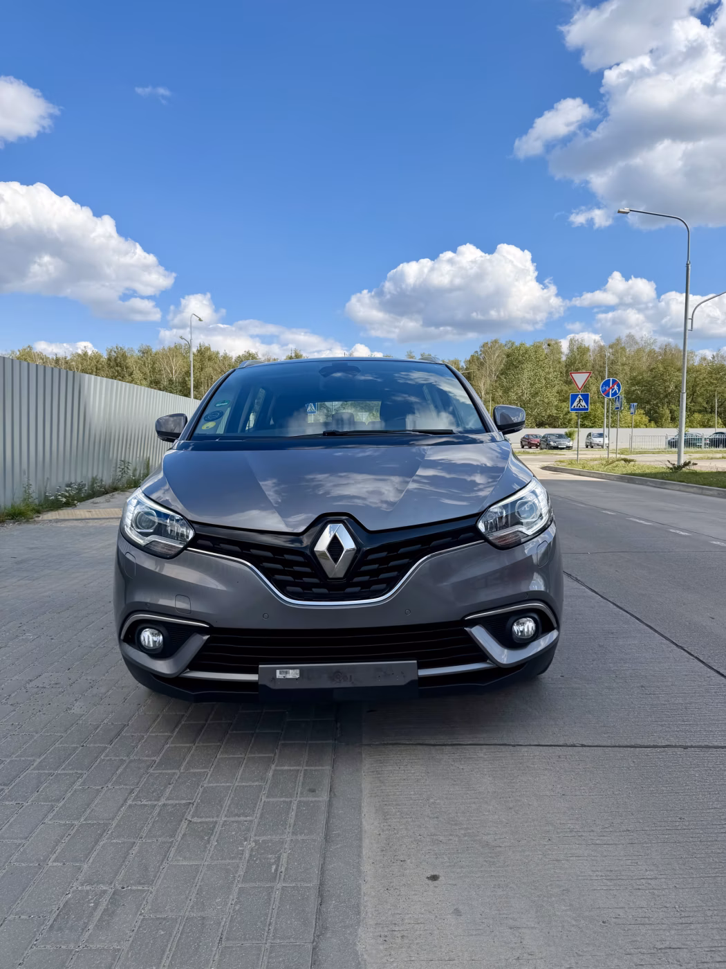 Renault Grand Scenic фото 5