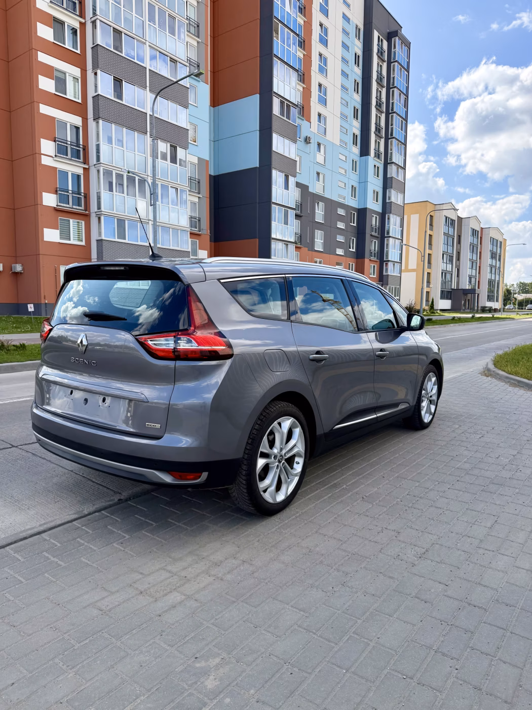 Renault Grand Scenic фото 4