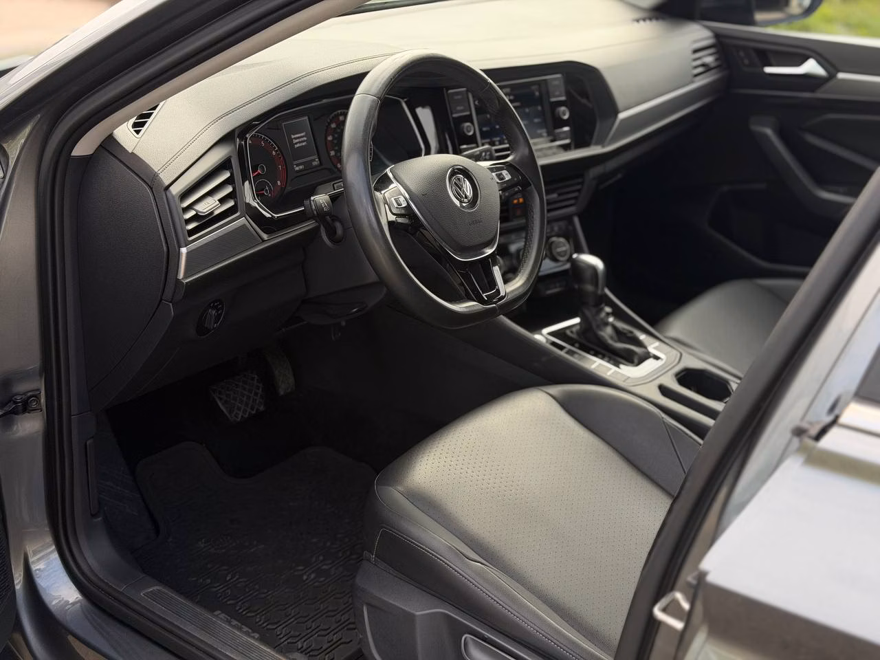 Volkswagen Jetta фото 17
