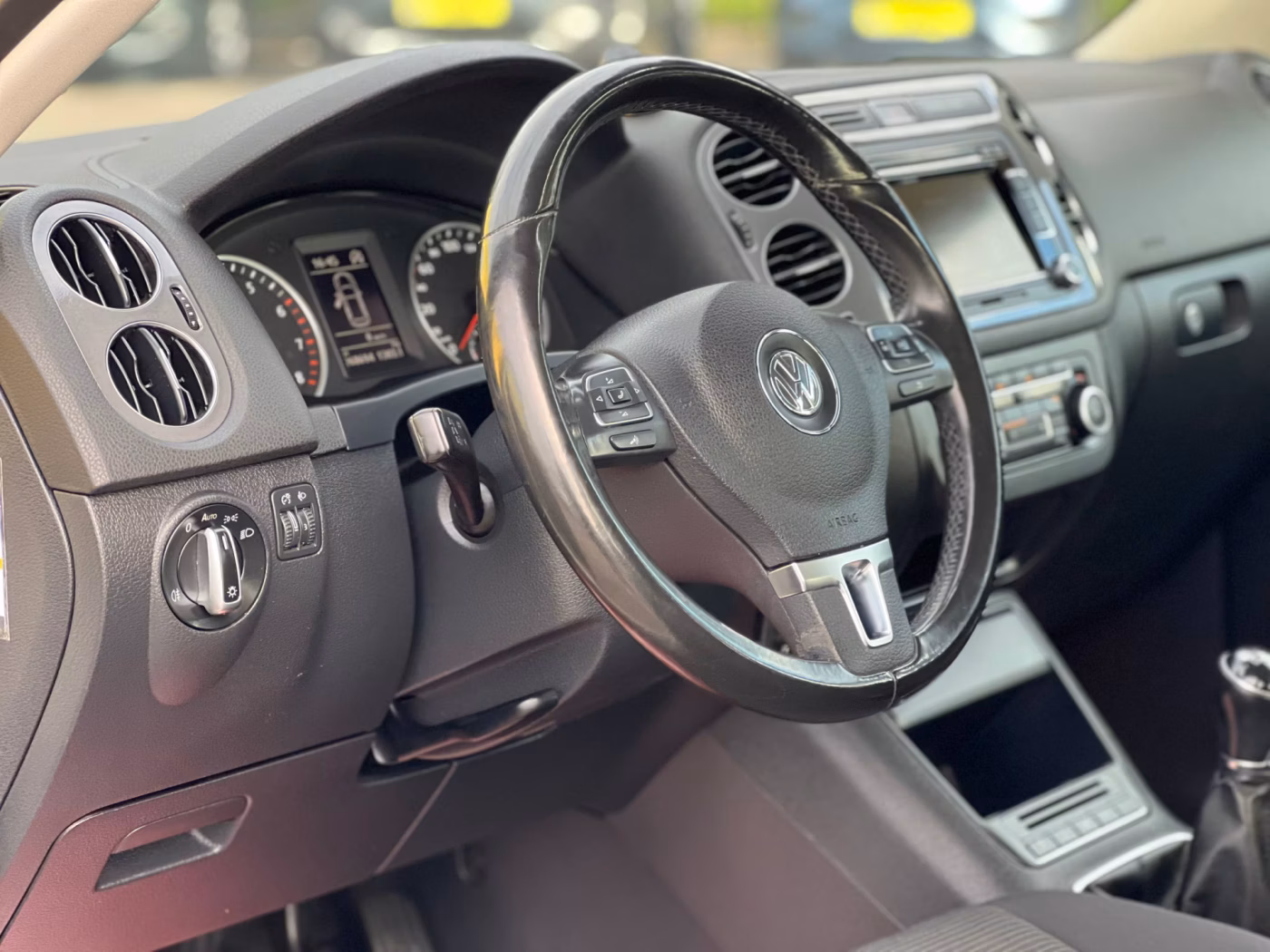 Volkswagen Tiguan фото 11