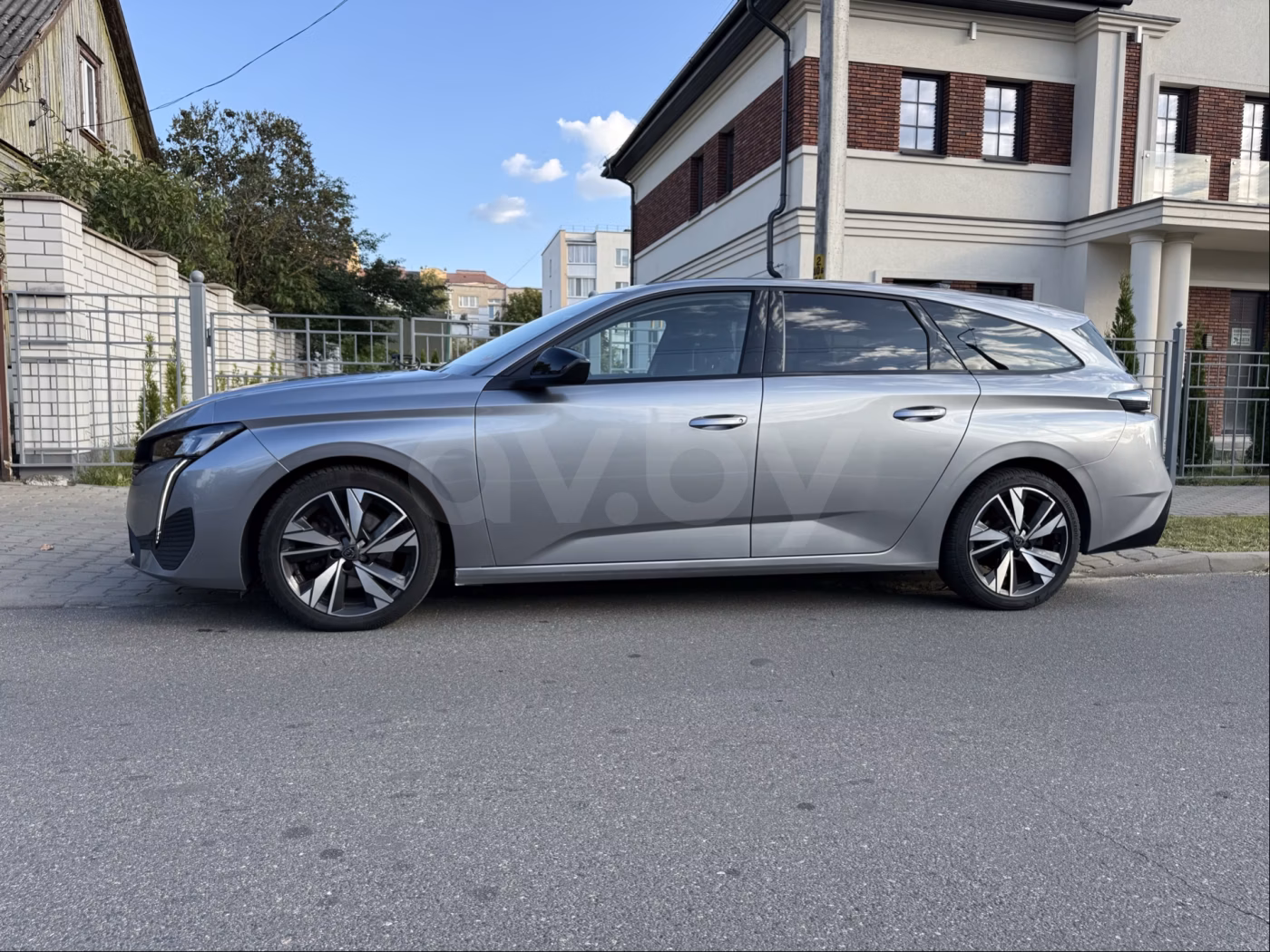 Peugeot 308 фото 2
