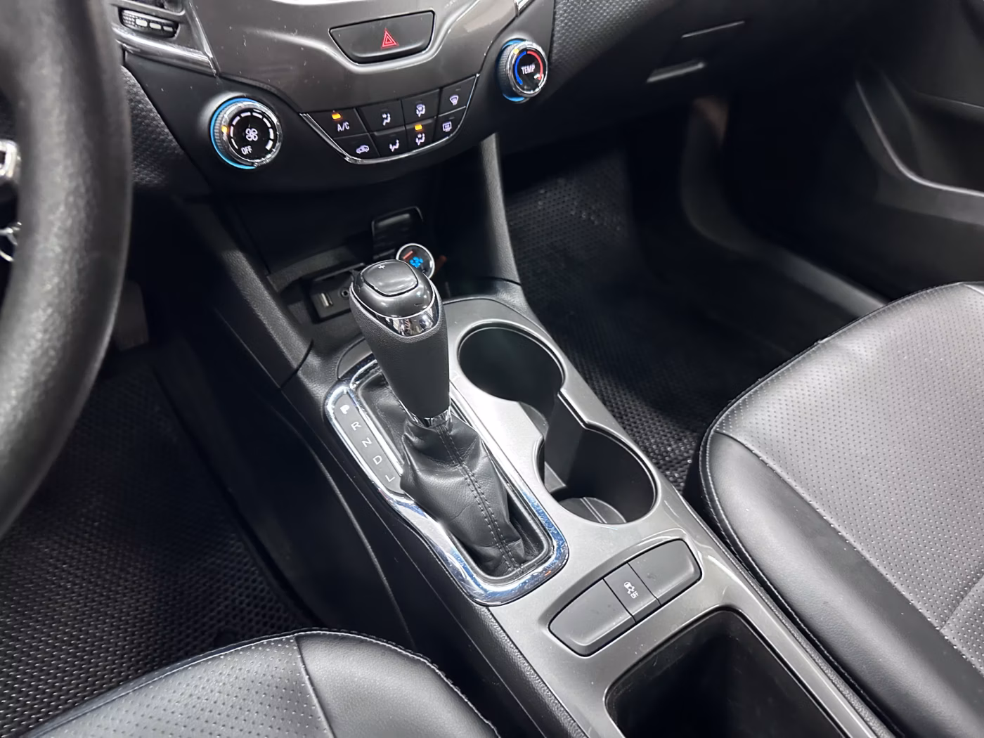 Chevrolet Cruze фото 16