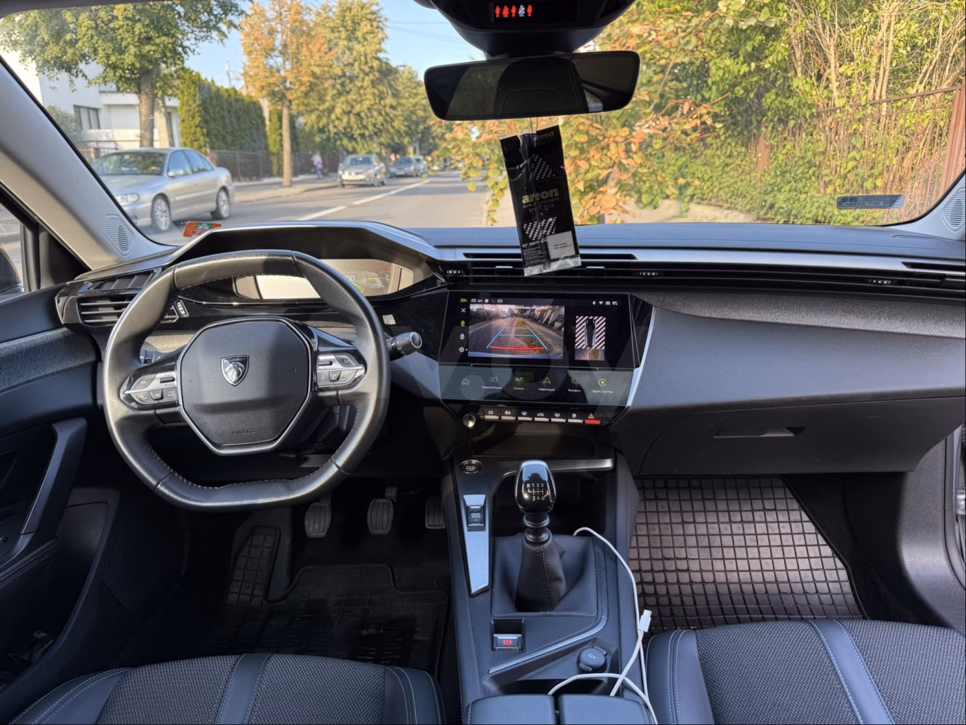 Peugeot 308 фото 6