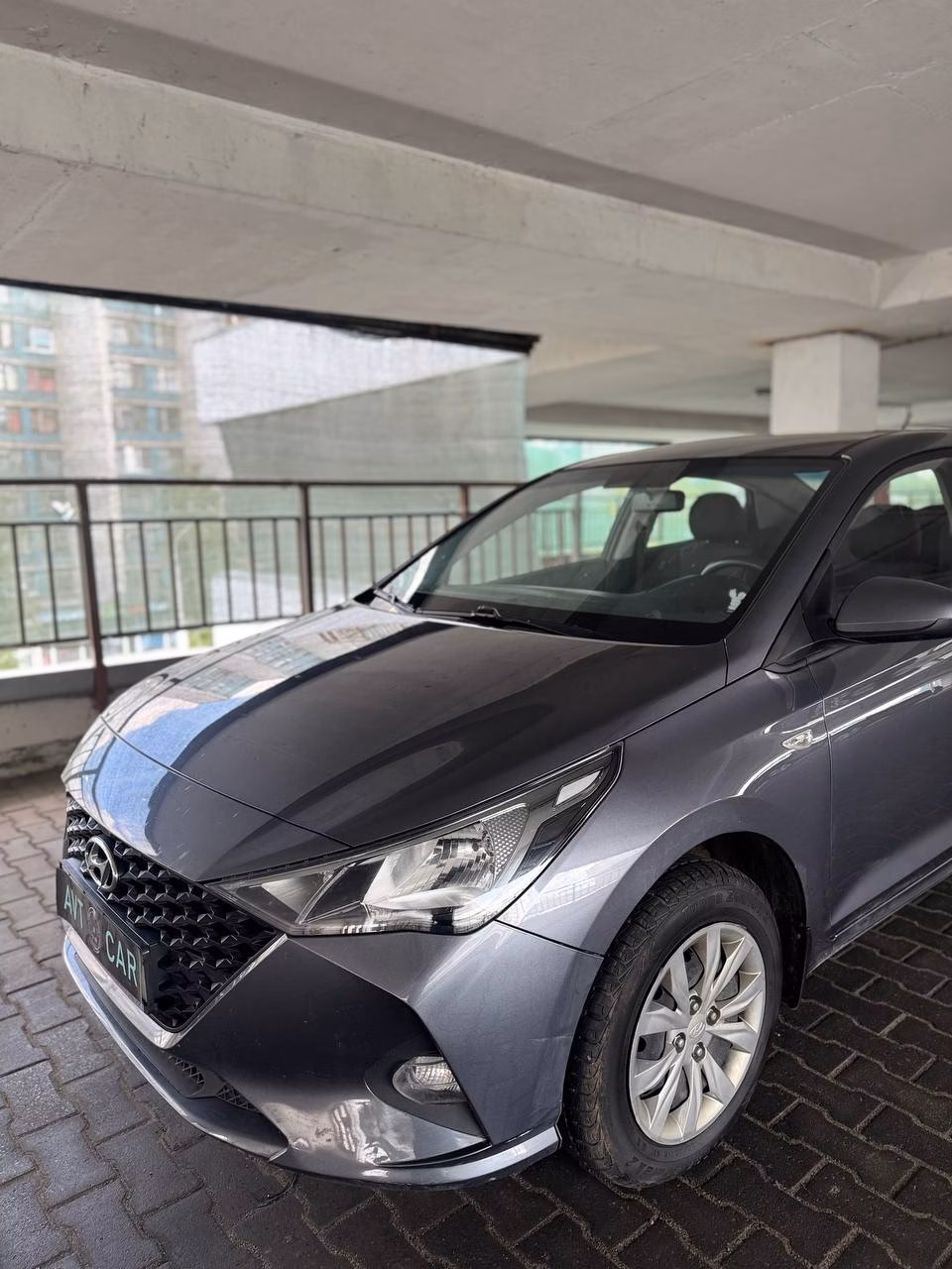 Hyundai Accent фото 3