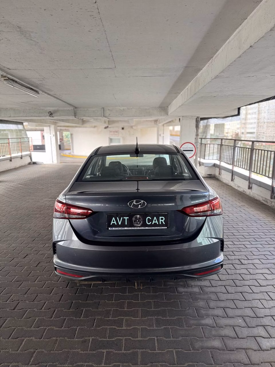Hyundai Accent фото 6