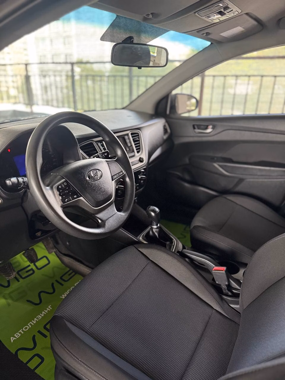 Hyundai Accent фото 11