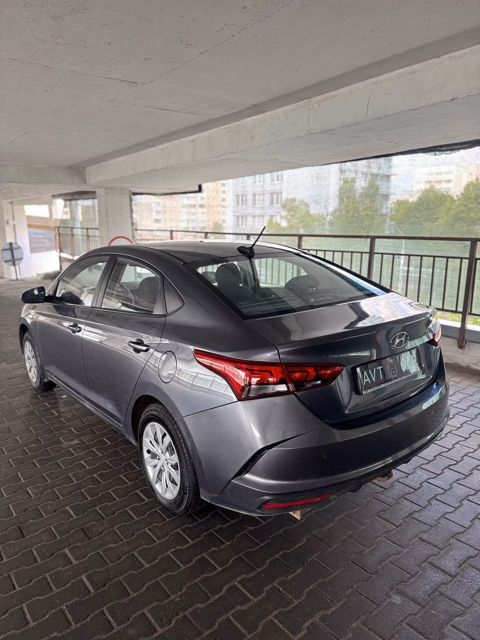 Hyundai Accent фото 4