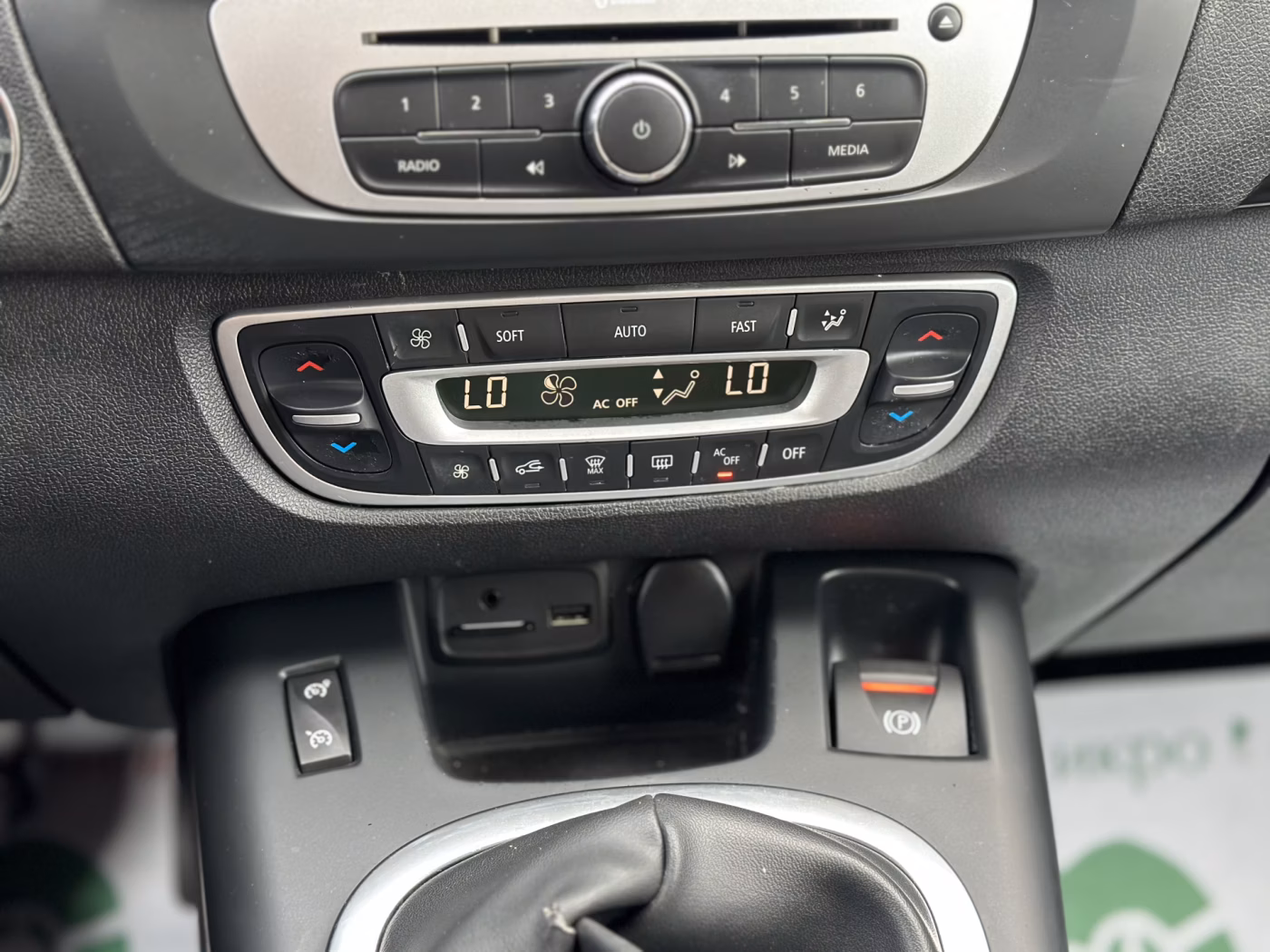 Renault Grand Scenic фото 22