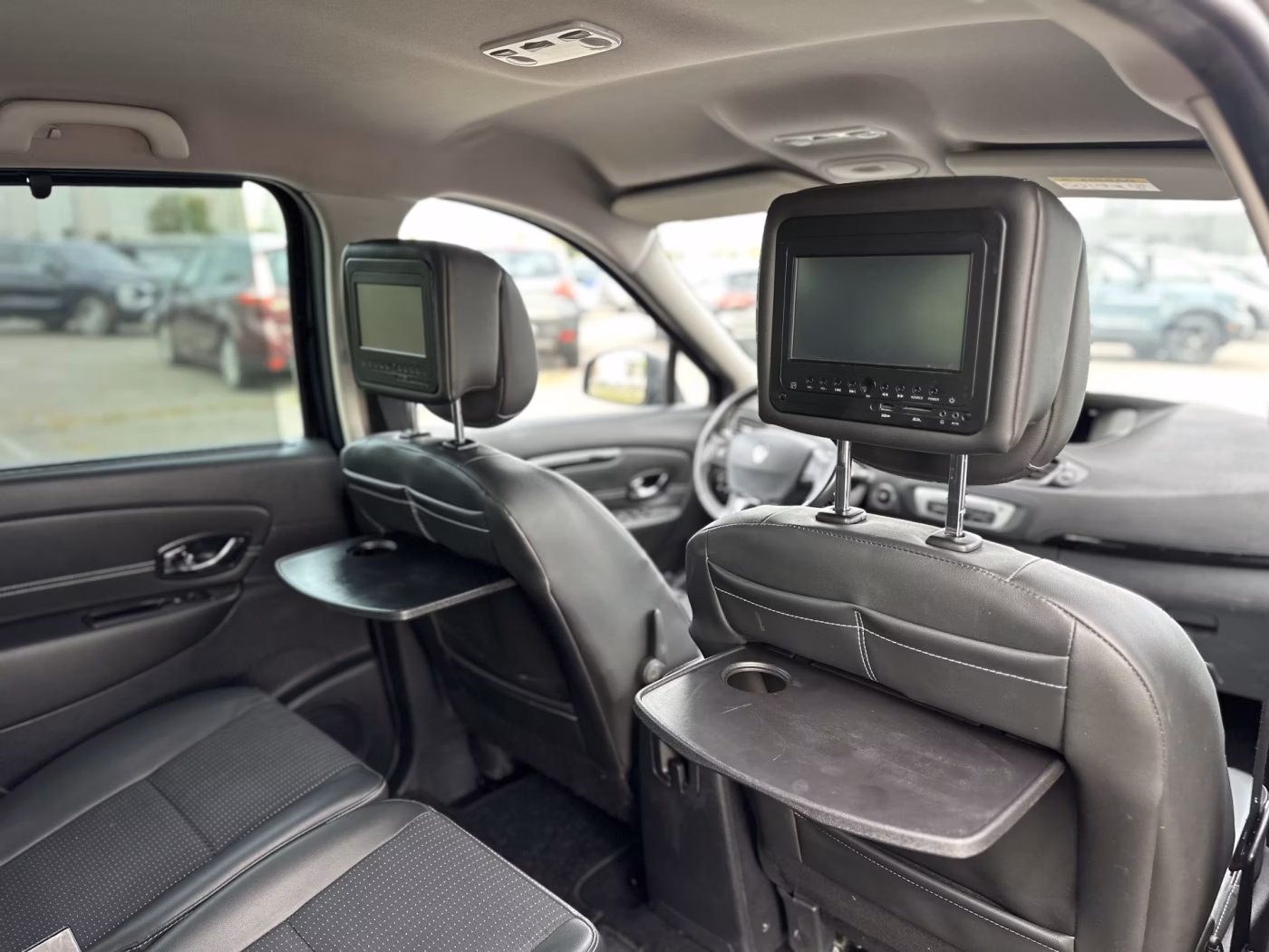 Renault Grand Scenic фото 24