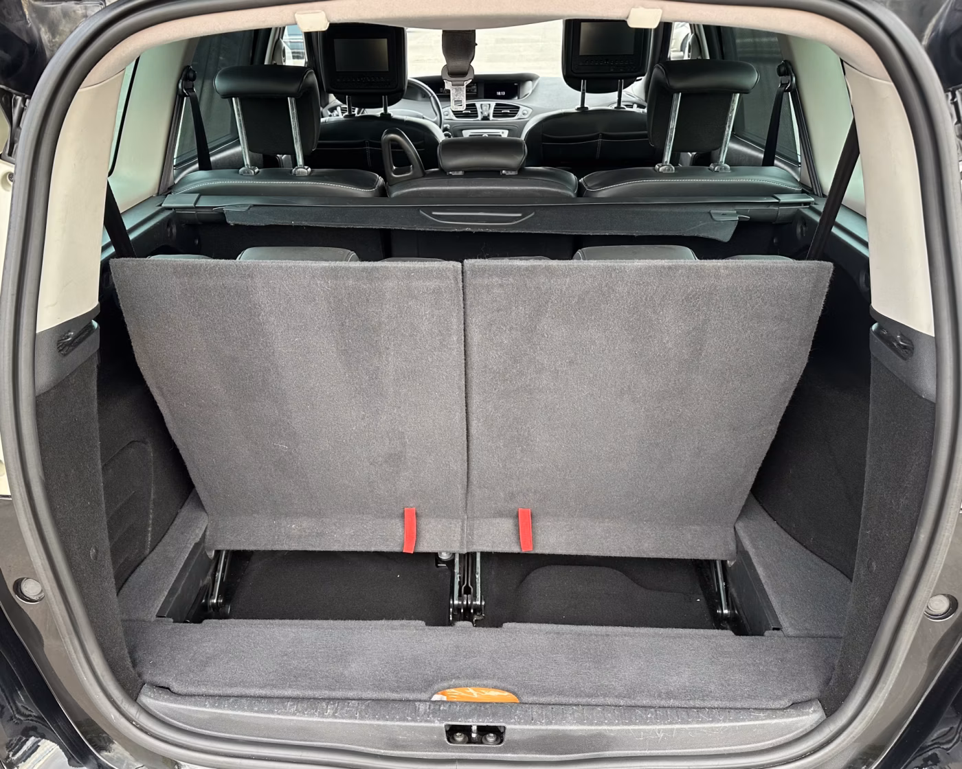 Renault Grand Scenic фото 10
