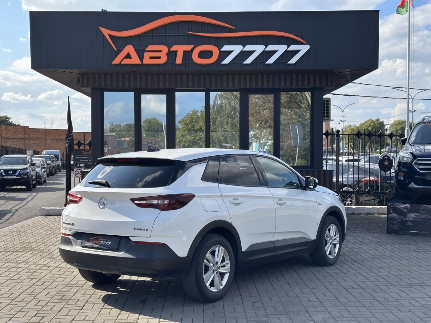 Opel Grandland X фото 2