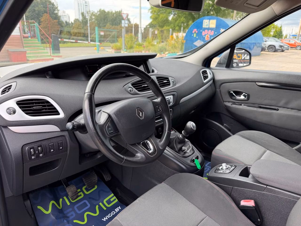 Renault Scenic фото 23