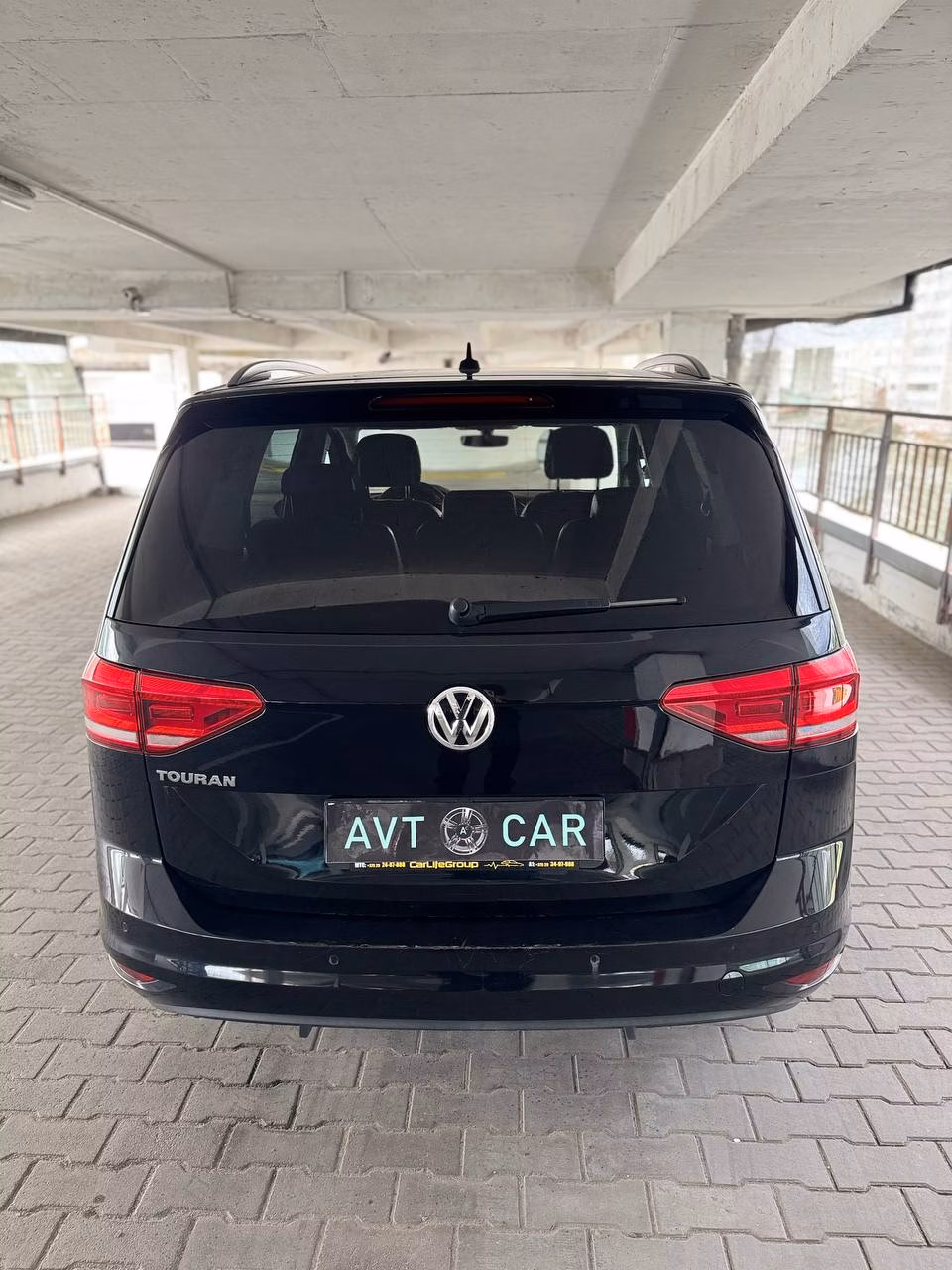 Volkswagen Touran фото 6