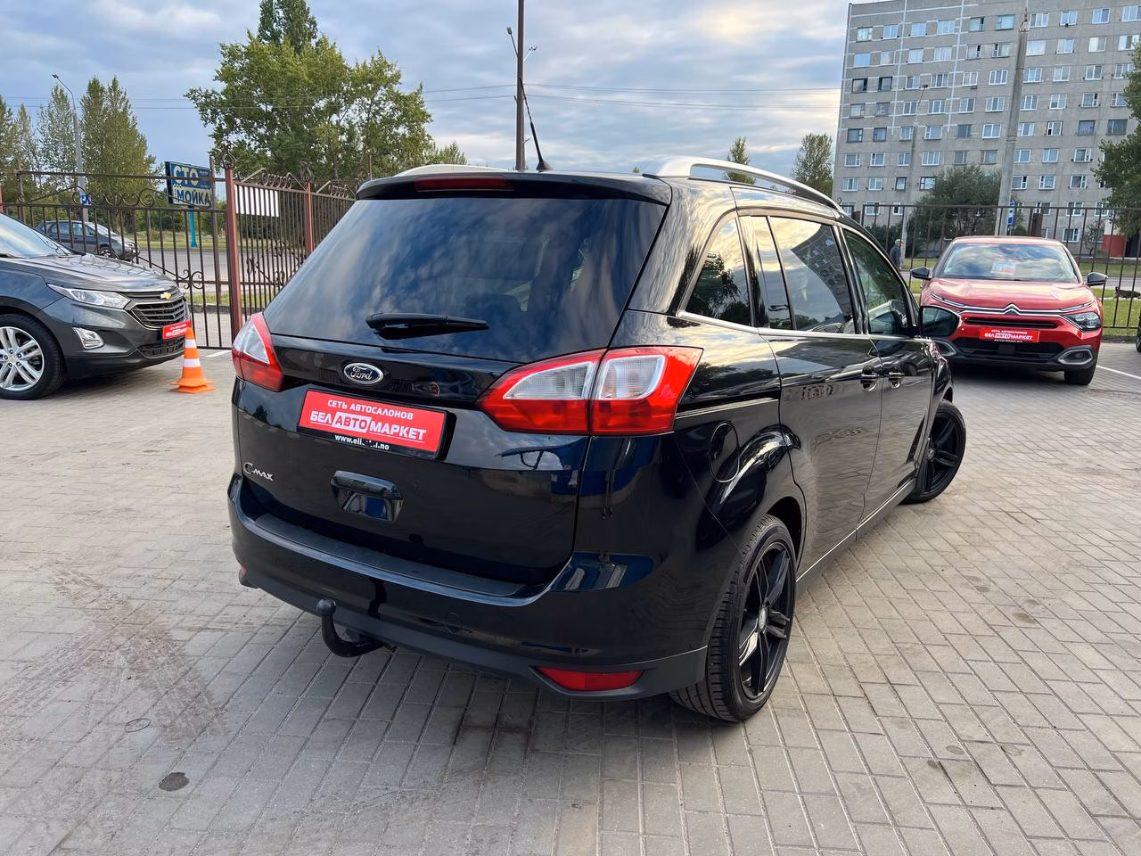 Ford Grand C-Max фото 7