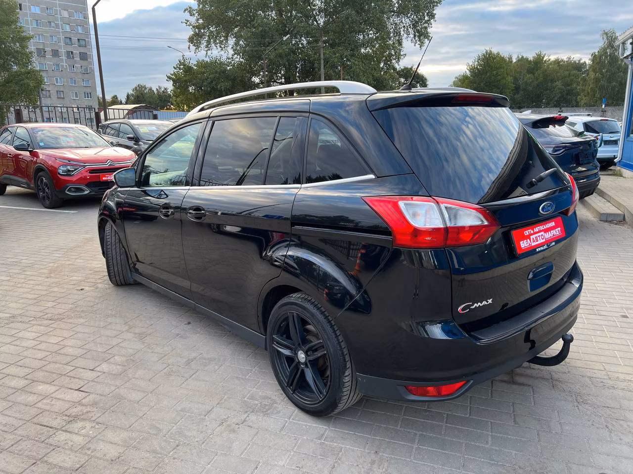 Ford Grand C-Max фото 8