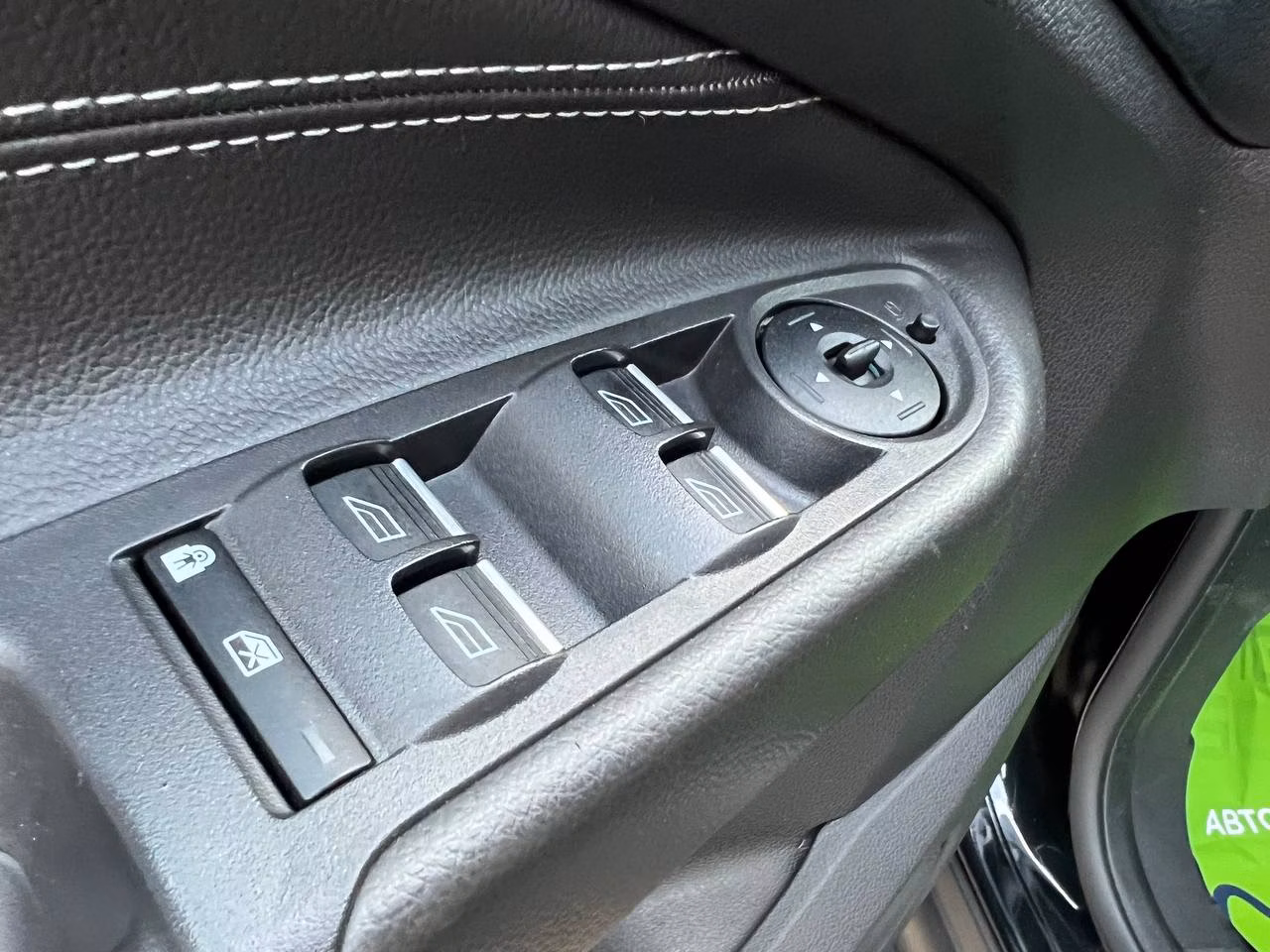 Ford Grand C-Max фото 13