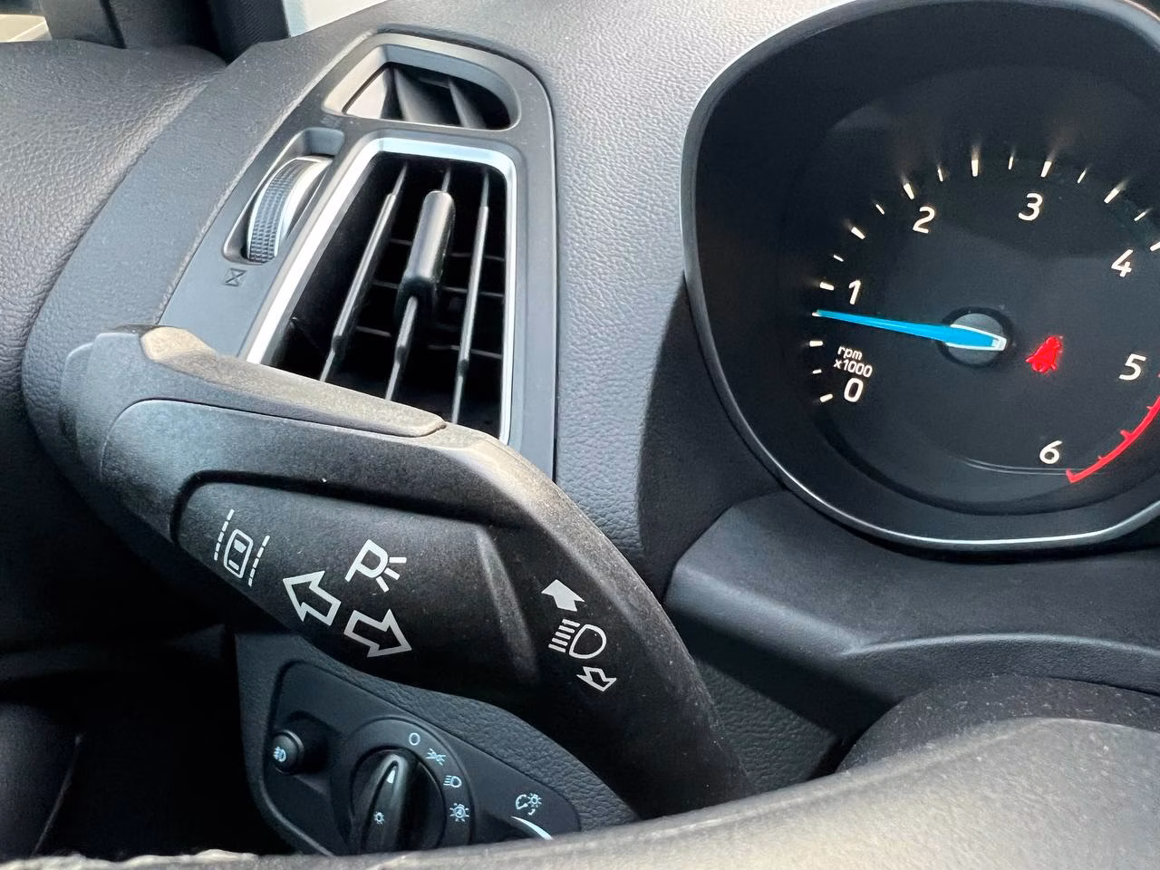 Ford Grand C-Max фото 21