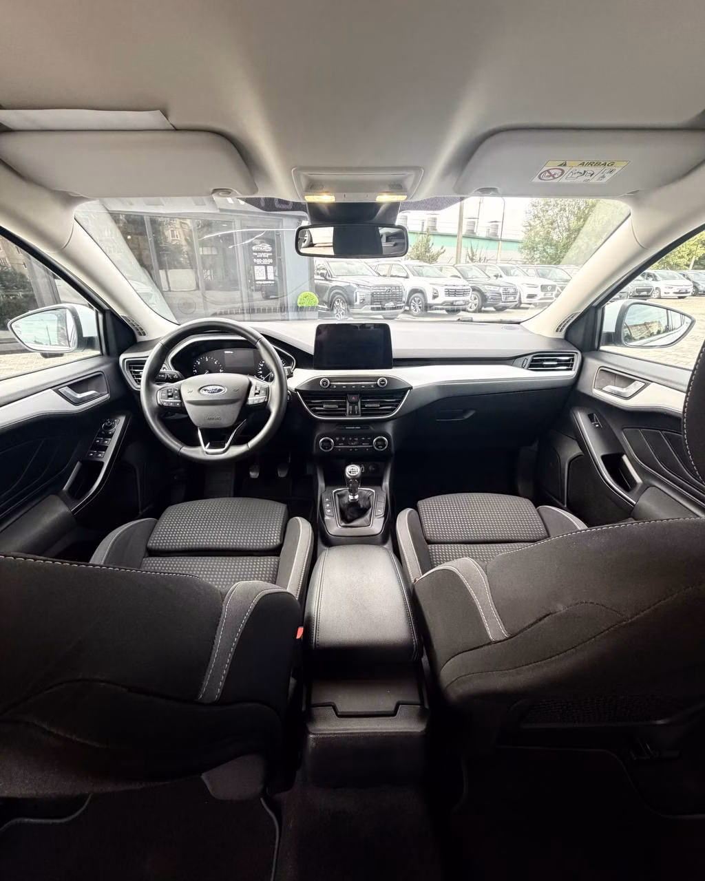 Ford Focus фото 10