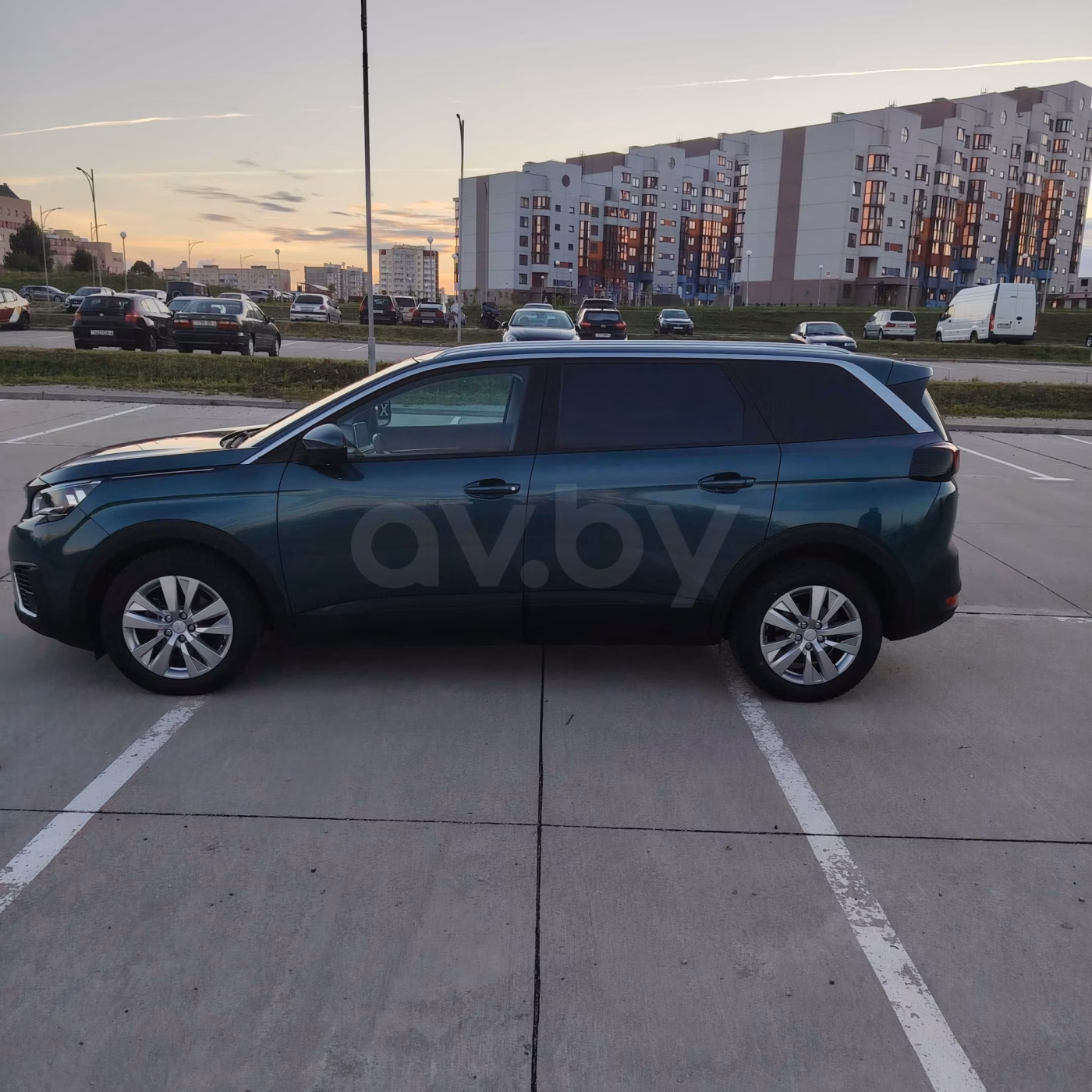 Peugeot 5008 фото 3