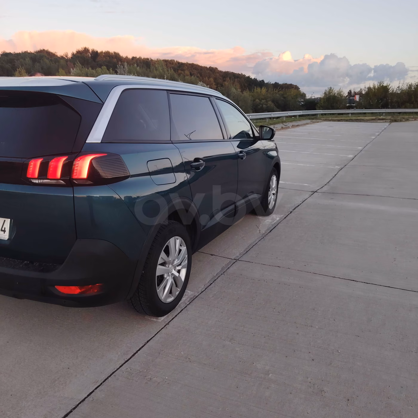 Peugeot 5008 фото 6
