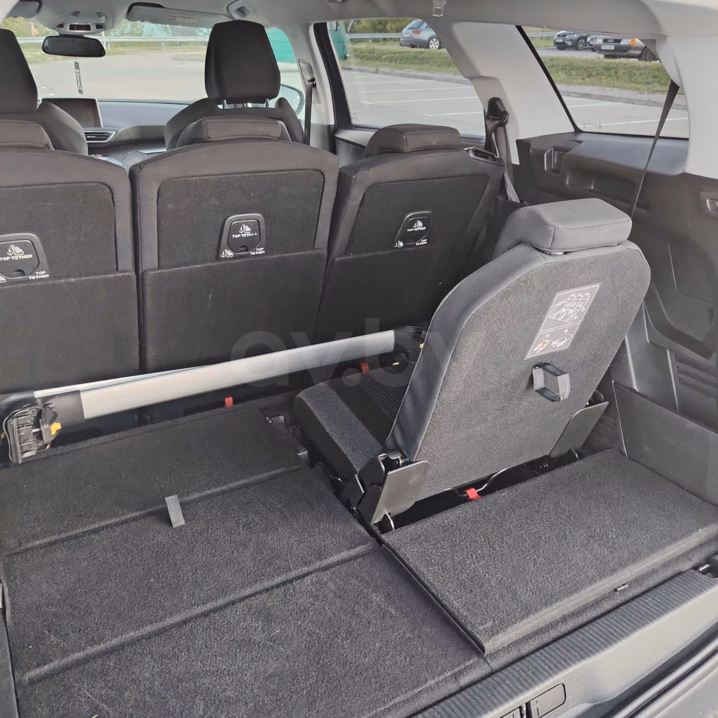 Peugeot 5008 фото 13