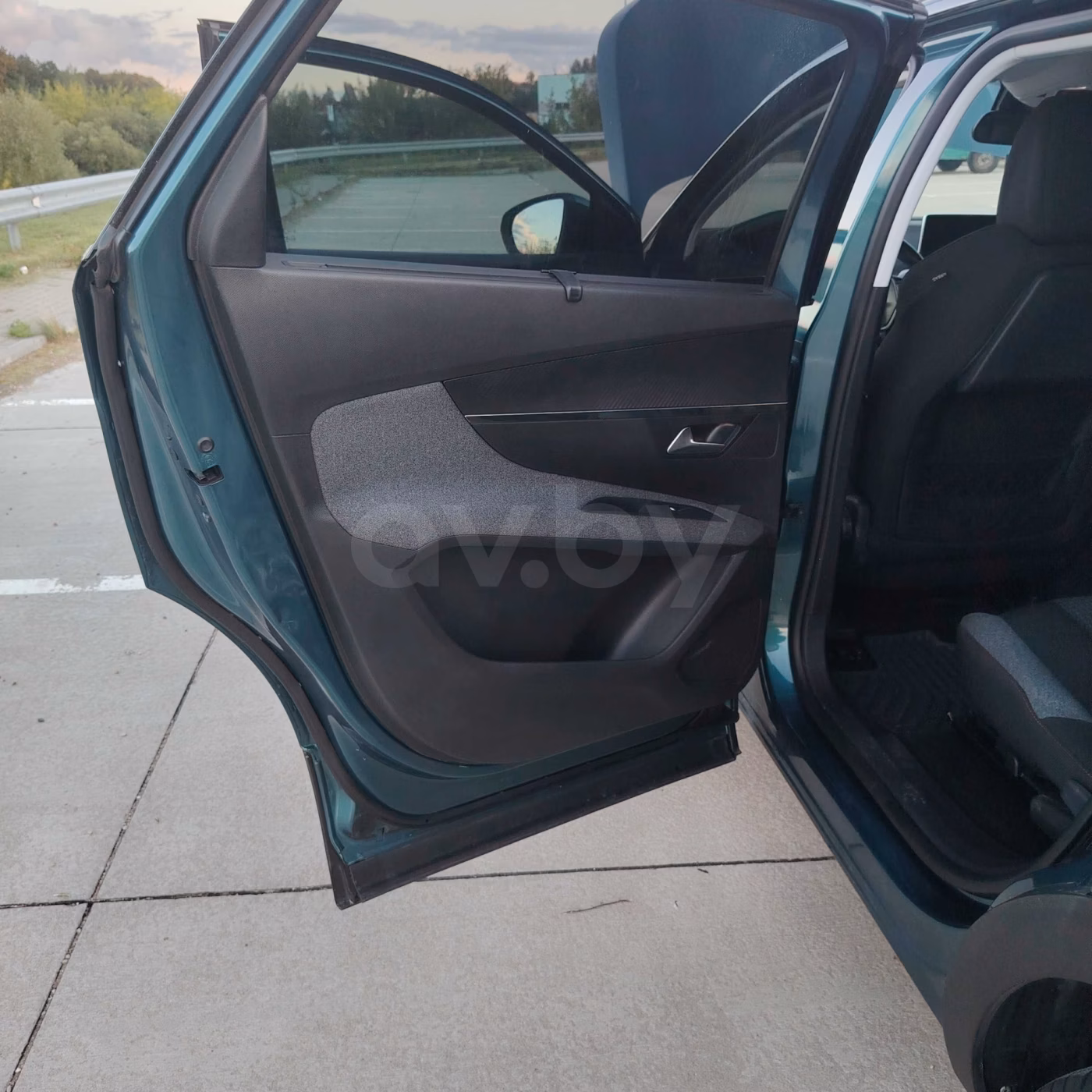 Peugeot 5008 фото 17