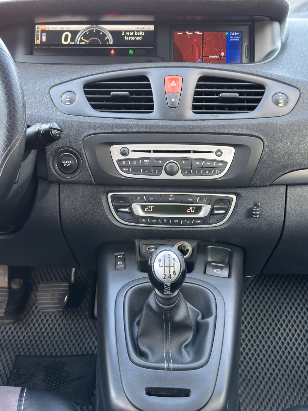 Renault Scenic фото 7