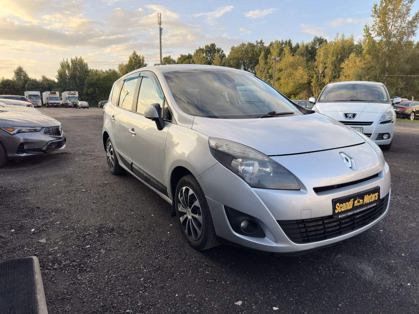 Renault Scenic фото 2