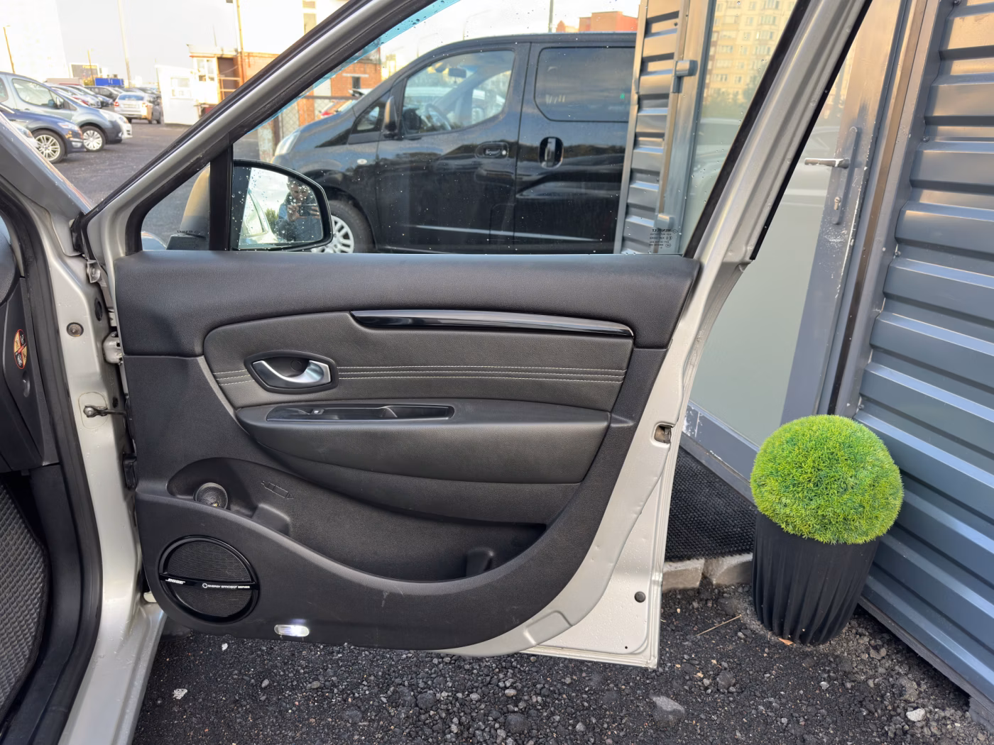 Renault Scenic фото 11