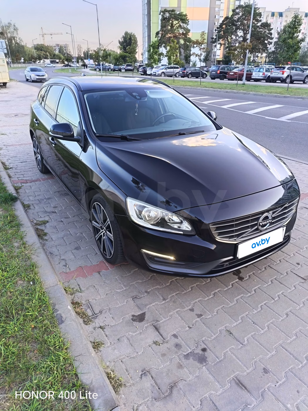 Volvo V60 фото 3