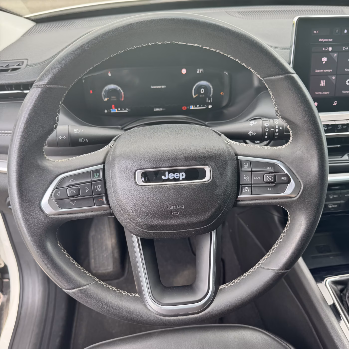 Jeep Compass фото 15