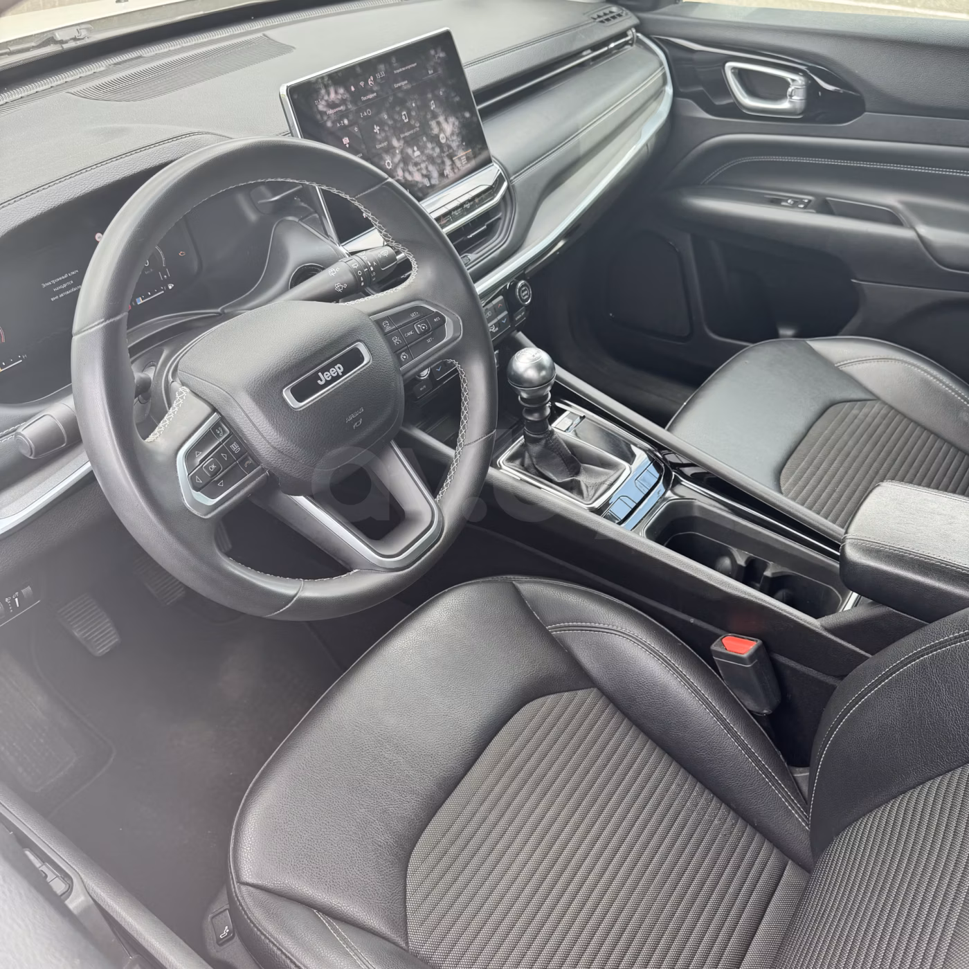 Jeep Compass фото 14