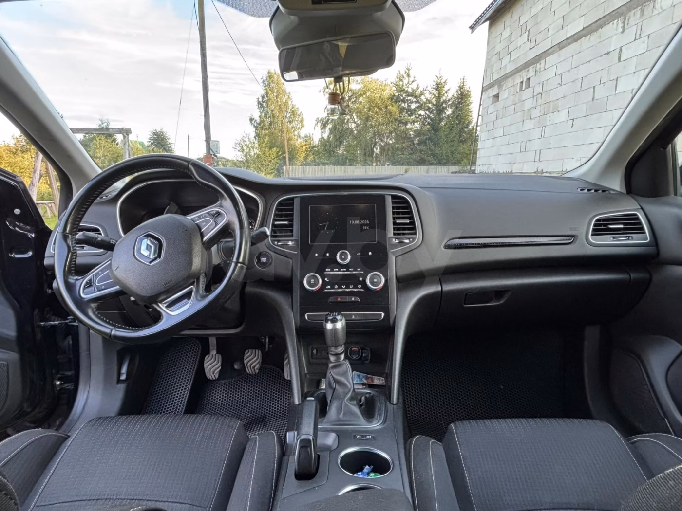 Renault Megane фото 11
