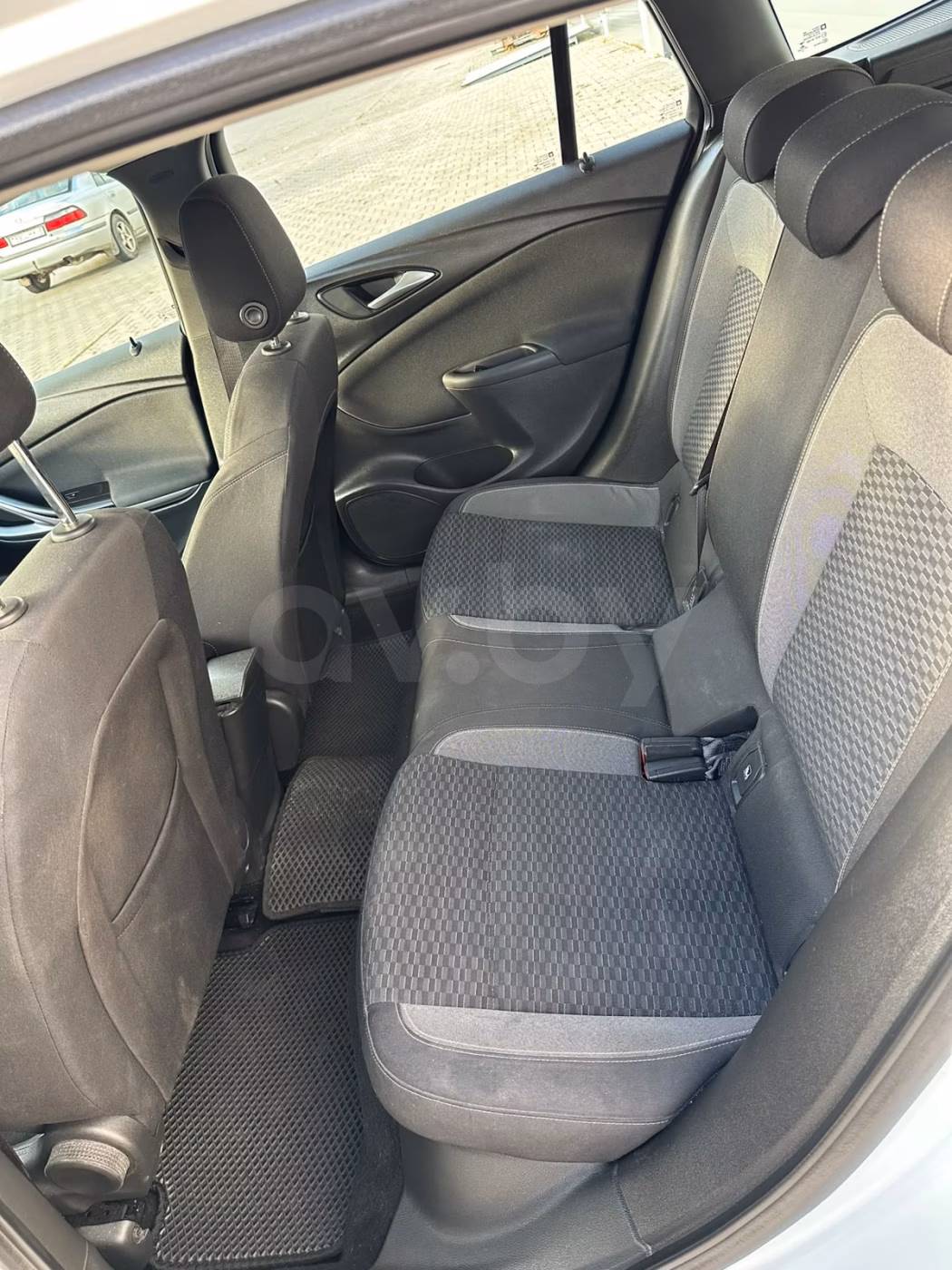 Opel Astra фото 28