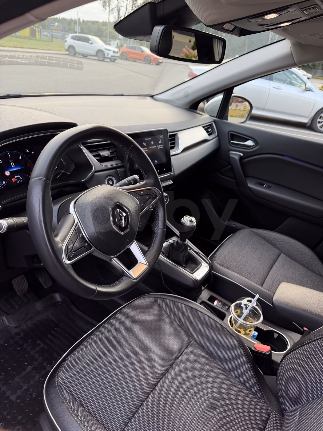 Renault Captur фото 6