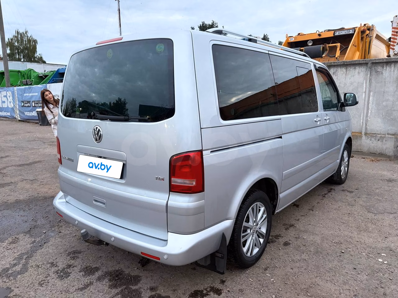 Volkswagen Caravelle фото 3