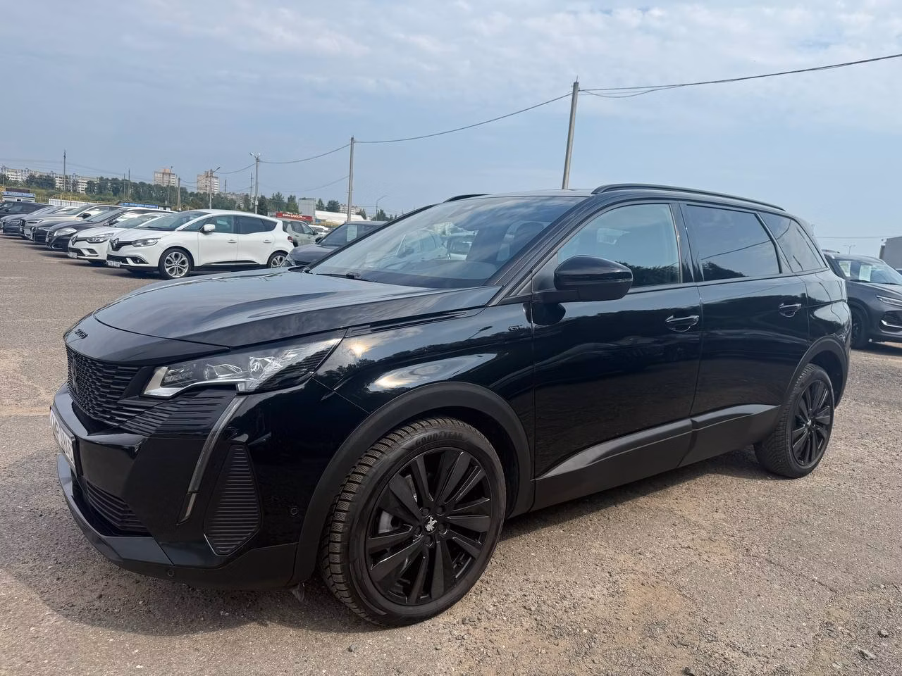 Peugeot 5008 фото 2