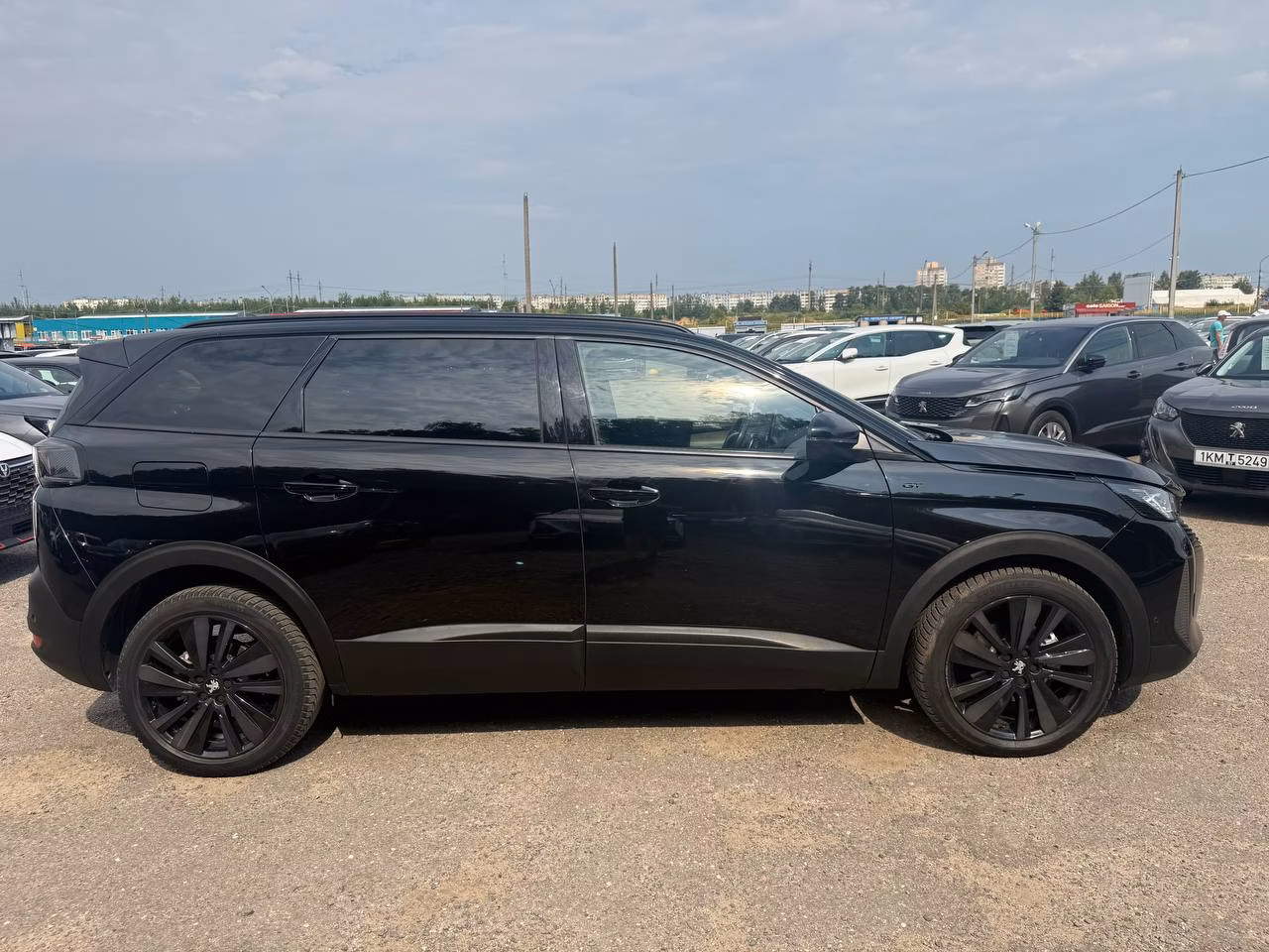 Peugeot 5008 фото 6