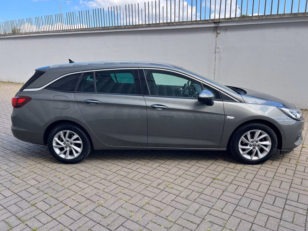 Opel Astra фото 6