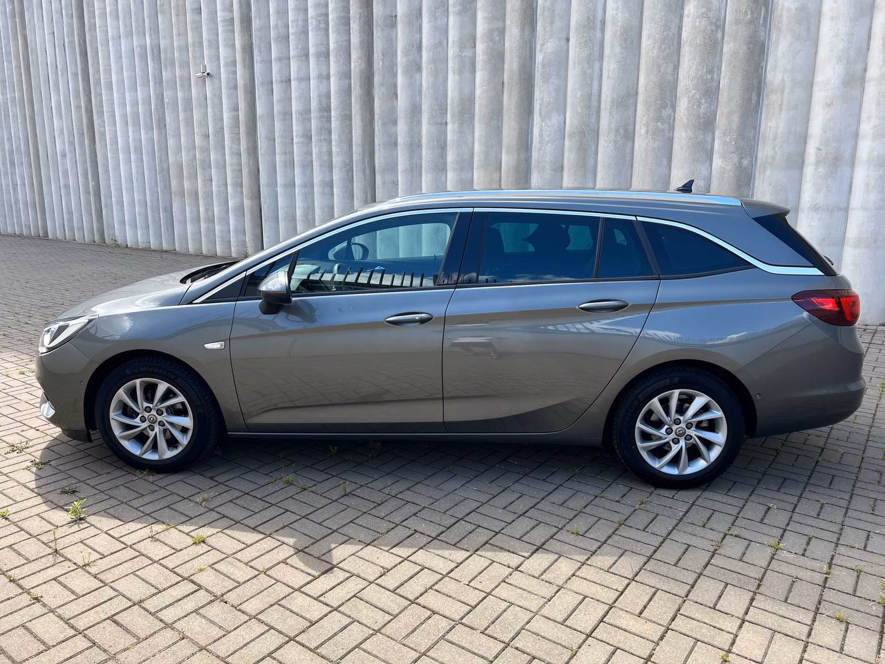 Opel Astra фото 5