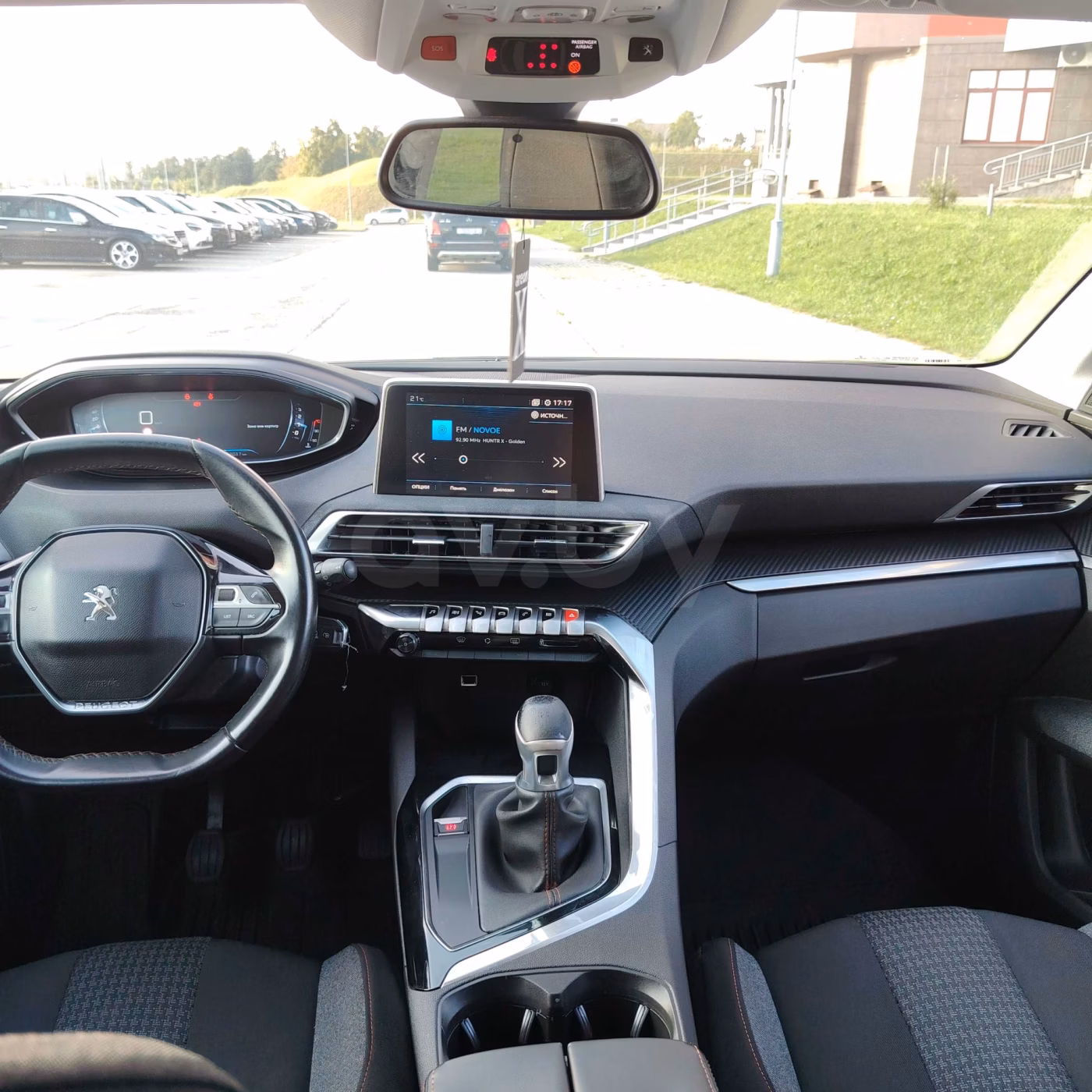 Peugeot 5008 фото 18