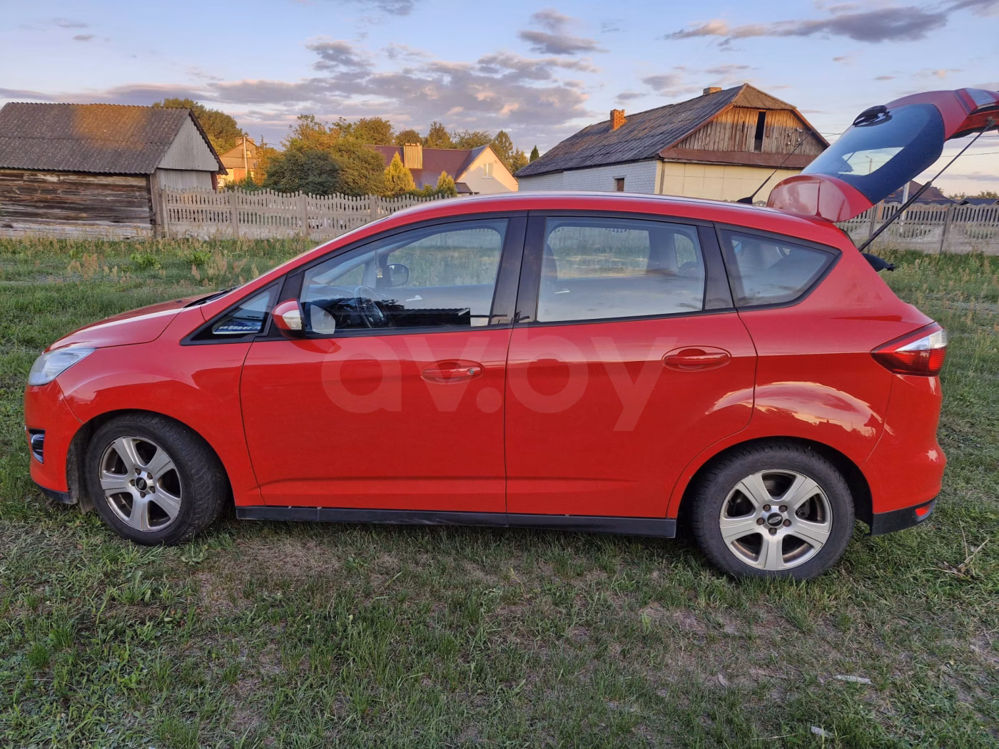 Ford C-MAX фото 11